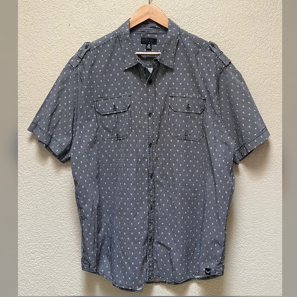 Steve’s Jeans Brand Men’s Buttoned Skulls Plaid Print Shirt -Size 2X - Picture 1 of 8